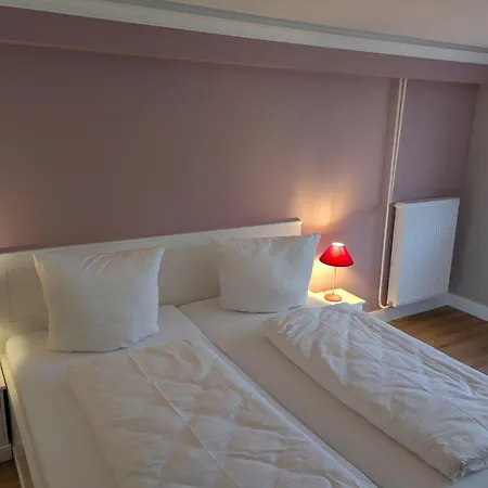 Heflys-hues Apartment